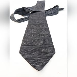 Ties 2/$10, 3/$15 Arrow Extra Long Silk tie black gray silver